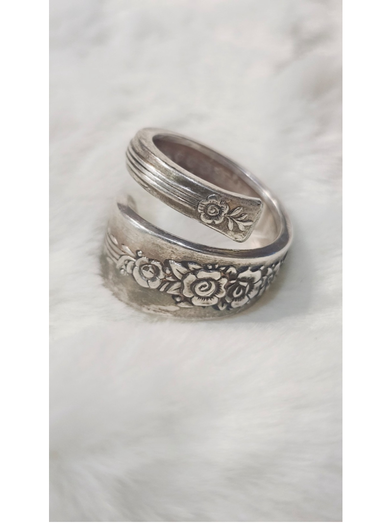 Silverwear Wrap Ring Size 9 Oneida Silverplate Royal Rose
